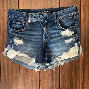 American Eagle size 14 distressed MIDI short